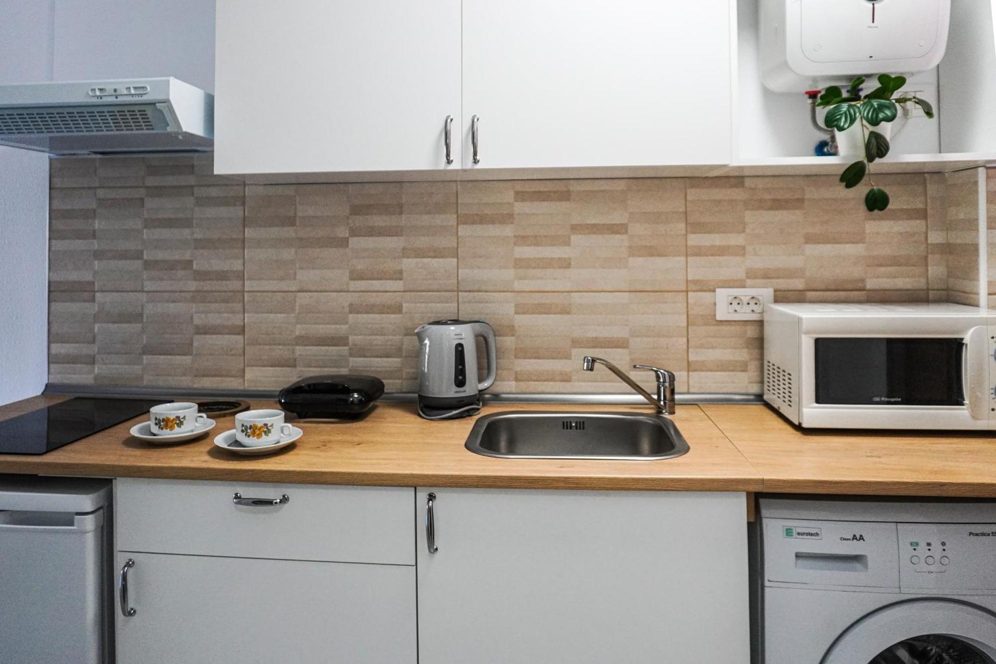 Modern Studio Close To The Beach With Pool 拉克鲁斯 外观 照片